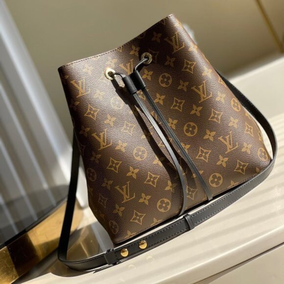 Louis Vuitton MM/Medium Neonoe Shoulder Bag